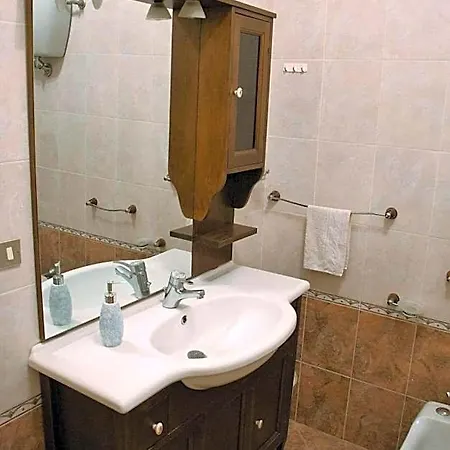 Per Turisti Mesovia 아파트 *